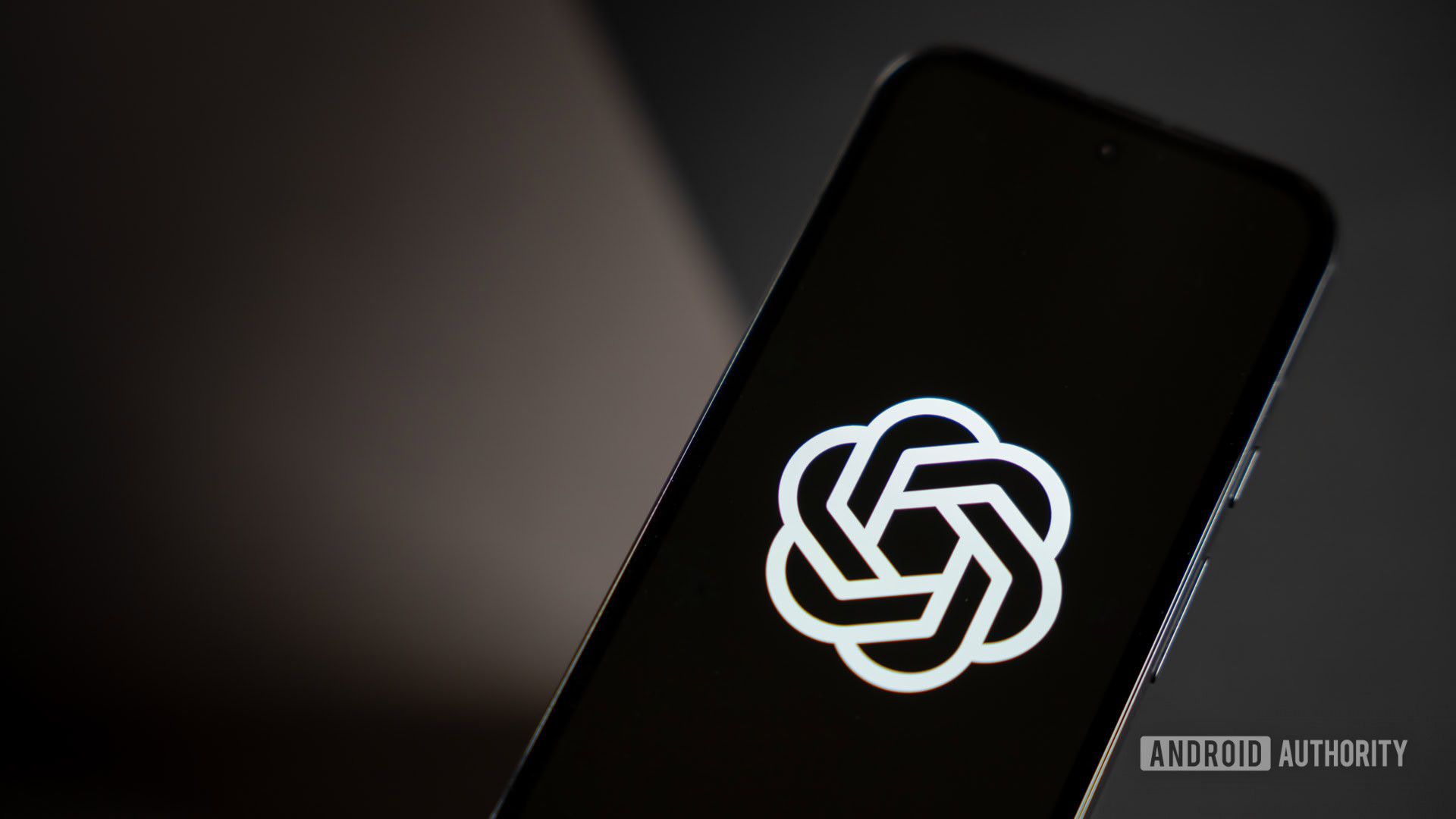 ChatGPT 遭遇全球性宕机 OpenAI 补偿用户一个月 Plus 会员