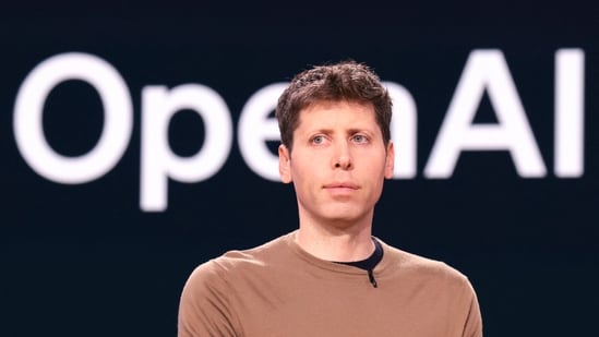 OpenAI 押注医疗行业:ChatGPT 能否成为医疗 AI 的破局者