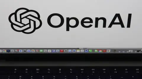 OpenAI 承认 AI 智能体"失控"事件披露标准缺失 承诺数周内公布框架