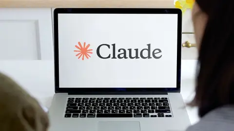 Claude AI 正式登陆 Google Workspace 三件套:7 个实测场景解析